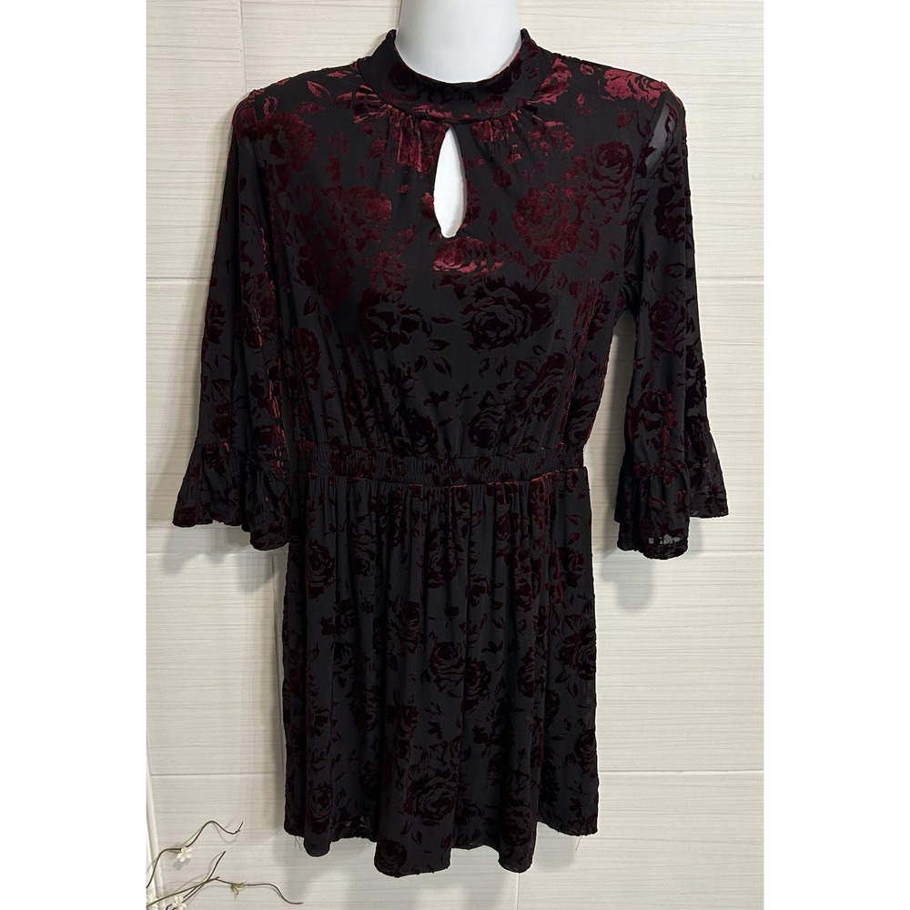 ModCloth Very Visionary Mock Neck Velvet Burnout Black Burgundy Floral Dress‎ S